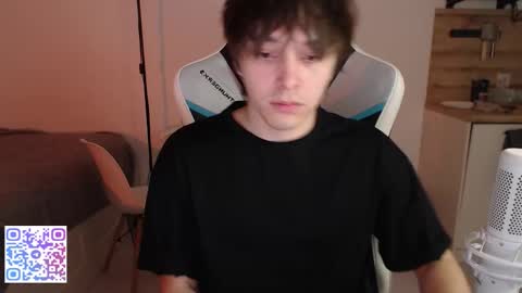 Jayce online show from October 5, 2025, 5:33 pm