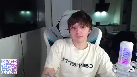 Jayce online show from June 28, 2026, 4:24 pm