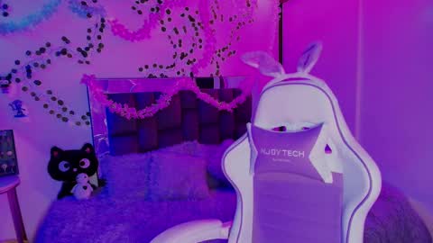 Snapshot of jayden_cournikovaa chatting on February 12, 2025, 12:05 am Jayen online show from February 12, 2025, 12:05 am