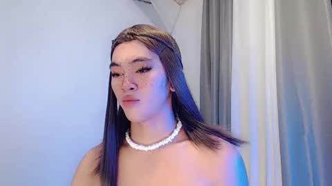 jaysee_hugecox online show from May 14, 2026, 10:33 am