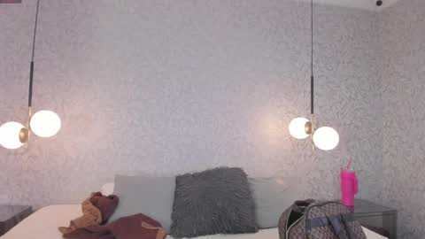 JAZLIN ANGELS online show from March 31, 2026, 8:04 am