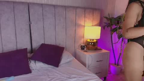 Jazmin online show from May 12, 2026, 8:50 pm
