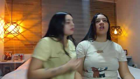 Snapshot of jazmin_dharius chatting on November 26, 2025, 9:43 am Jazmin and Scarlett online show from November 26, 2025, 9:43 am