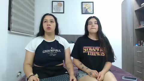 Jazmin and Scarlett online show from March 22, 2026, 1:20 am