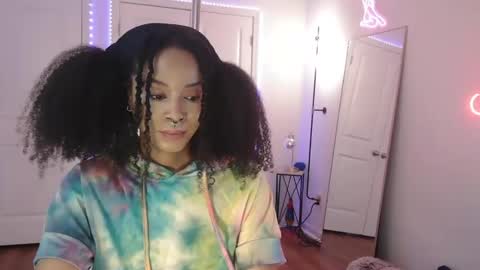 Snapshot of jazminefox chatting on February 19, 2026, 7:54 pm Jazmine Fox online show from February 19, 2026, 7:54 pm