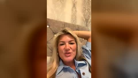 jazzypink86 online show from July 15, 2026, 7:41 pm