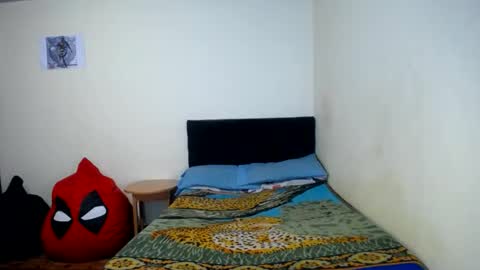 jboy_s online show from November 1, 2025, 1:29 am