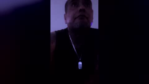 Snapshot of jboyy13818 chatting on December 22, 2025, 5:26 am jboyy13818 online show from December 22, 2025, 5:26 am