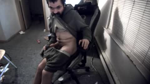 jburns87 online show from December 2, 2025, 10:09 am