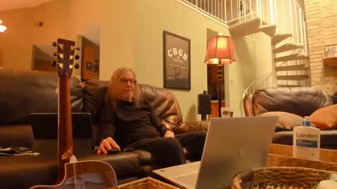 Snapshot of jdineuless chatting on February 3, 2026, 5:18 pm JDinEuless online show from February 3, 2026, 5:18 pm