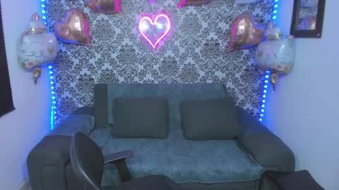. Julianita y Valery . online show from June 3, 2026, 3:53 am