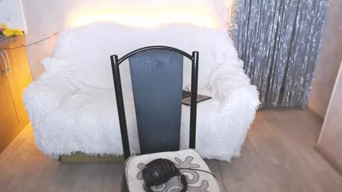 Snapshot of jealousangel chatting on January 2, 2025, 4:20 am Angel online show from January 2, 2025, 4:20 am