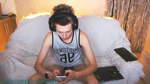 Snapshot of jealousangel chatting on February 2, 2025, 3:10 am Angel online show from February 2, 2025, 3:10 am