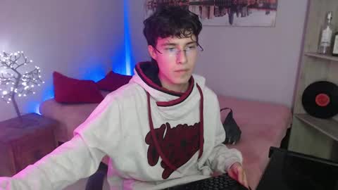 Snapshot of jeam_hot chatting on December 14, 2024, 7:57 pm jeam_hot online show from December 14, 2024, 7:57 pm