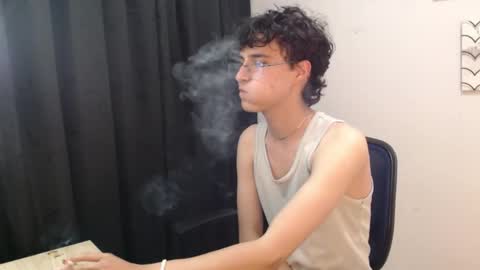 Snapshot of jeam_hot chatting on December 27, 2024, 2:36 am jeam_hot online show from December 27, 2024, 2:36 am