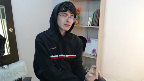 Snapshot of jeam_hot chatting on January 3, 2025, 1:38 am jeam_hot online show from January 3, 2025, 1:38 am