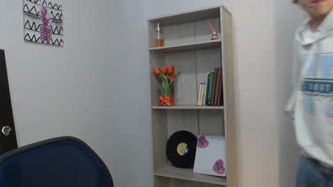 Snapshot of jeam_hot chatting on January 5, 2025, 10:29 pm jeam_hot online show from January 5, 2025, 10:29 pm