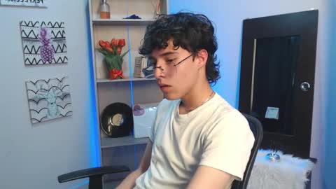 Snapshot of jeam_hot chatting on January 9, 2025, 11:13 pm jeam_hot online show from January 9, 2025, 11:13 pm