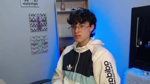 Snapshot of jeam_hot chatting on January 18, 2025, 9:34 pm jeam_hot online show from January 18, 2025, 9:34 pm