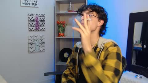 Snapshot of jeam_hot chatting on January 23, 2025, 12:57 am jeam_hot online show from January 23, 2025, 12:57 am