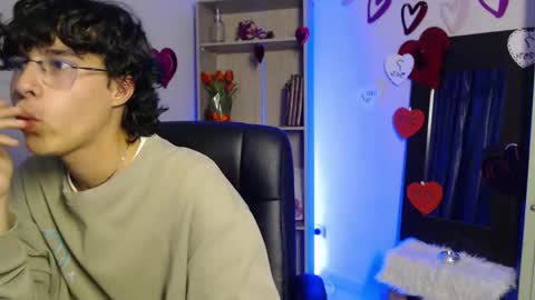 Snapshot of jeam_hot chatting on February 22, 2025, 9:48 pm jeam_hot online show from February 22, 2025, 9:48 pm