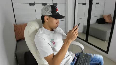 Jean Bllack online show from October 21, 2025, 11:22 am