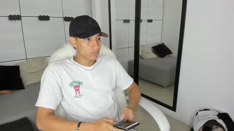 Jean Bllack online show from October 24, 2025, 11:17 am