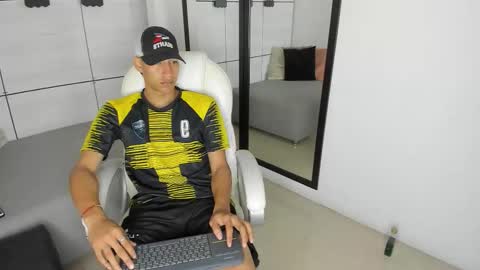 Jean Bllack online show from October 31, 2025, 11:22 am