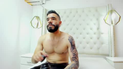 JEAN online show from April 1, 2026, 7:33 pm