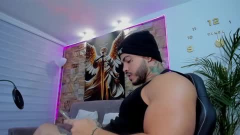 Jean  axelcrow       Modelo Independiente online show from May 6, 2026, 6:19 am