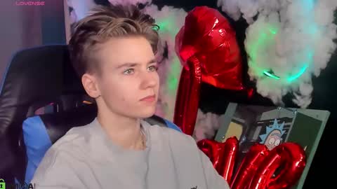 jean_wilsons online show from February 15, 2026, 11:19 am