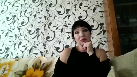Snapshot of jeanedavis chatting on November 12, 2025, 8:37 am JeaneDavis online show from November 12, 2025, 8:37 am