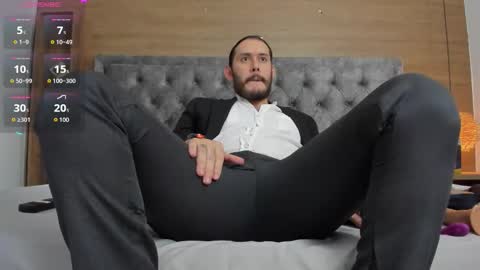 Jeanpiere online show from March 12, 2026, 4:18 am