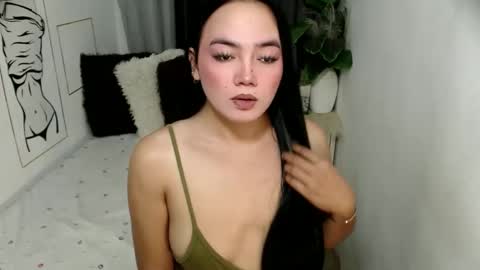 Jeanwants2play online show from May 27, 2026, 8:06 pm