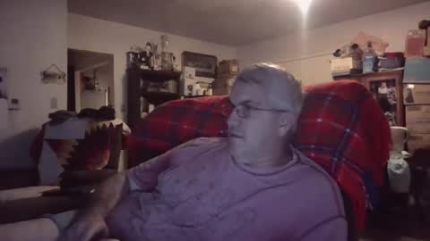 dadbody71 online show from January 18, 2026, 2:59 am