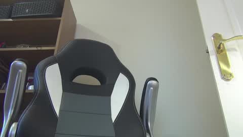 Chris online show from January 10, 2025, 10:28 am