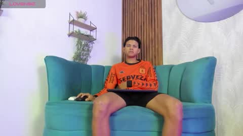 Snapshot of jeffry_wolvess chatting on February 17, 2026, 12:12 pm Jeffry online show from February 17, 2026, 12:12 pm