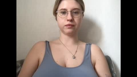 Inna  online show from March 25, 2026, 8:09 am