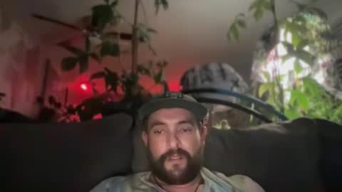 Snapshot of jellyfishfun chatting on February 18, 2025, 9:32 am Guy Jones online show from February 18, 2025, 9:32 am