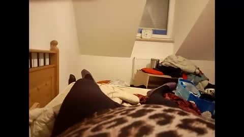 jemini0 online show from April 3, 2026, 3:59 am