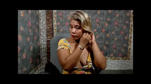 Snapshot of jemm36 chatting on December 1, 2024, 10:43 pm Jem online show from December 1, 2024, 10:43 pm