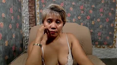 Snapshot of jemm36 chatting on December 28, 2024, 12:35 pm Jem online show from December 28, 2024, 12:35 pm