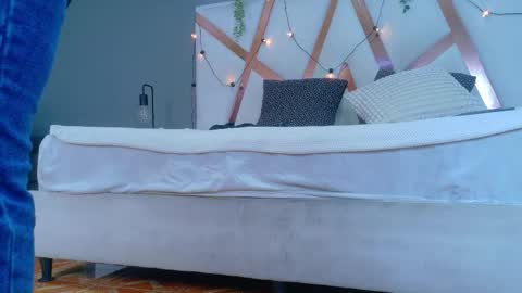 Jena  online show from February 24, 2026, 3:15 am