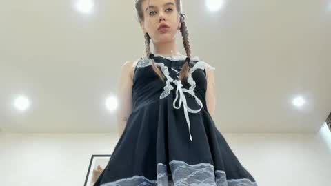 Dolly online show from March 22, 2026, 1:25 pm