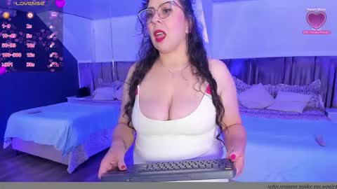 jenifer_cruz online show from March 8, 2026, 5:22 am