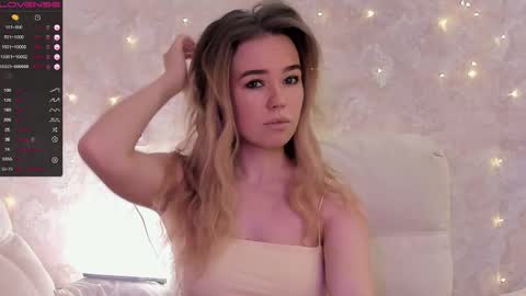 Snapshot of jeniferji chatting on September 24, 2025, 2:59 am EvaSileZ online show from September 24, 2025, 2:59 am