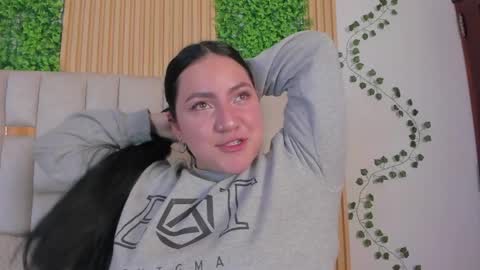 jeniferpowell_nm online show from April 6, 2026, 7:26 pm