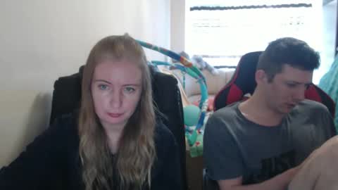 Snapshot of jenisandpeter chatting on September 21, 2025, 8:05 am JenisAndPeter online show from September 21, 2025, 8:05 am