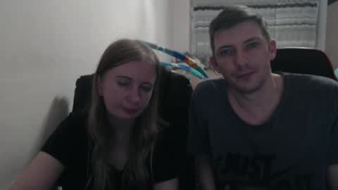 Snapshot of jenisandpeter chatting on September 22, 2025, 5:48 pm JenisAndPeter online show from September 22, 2025, 5:48 pm