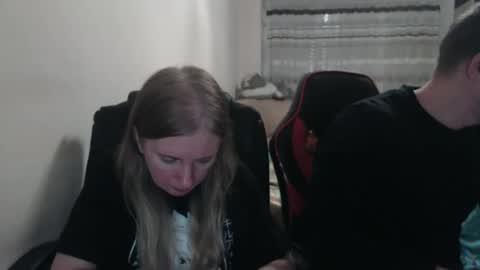 Snapshot of jenisandpeter chatting on September 26, 2025, 8:02 pm JenisAndPeter online show from September 26, 2025, 8:02 pm